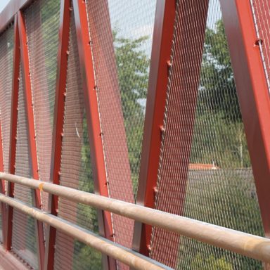 Netten van rvs tegen doorvallen in fietsbrug de Gagel te Utrecht - Carl Stahl Benelux