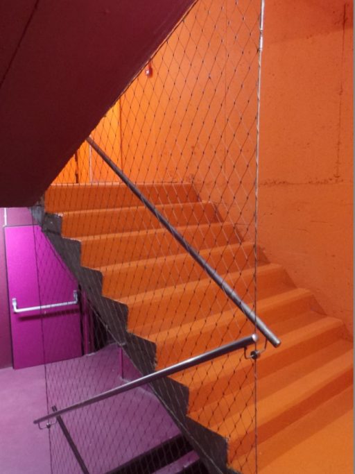 schalmgat net tussen spankabels