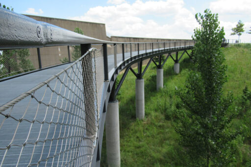 Gateway-Arch-National-Park-Cable-Mesh-Carl=Stahl-DecorCable