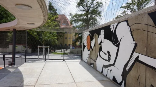 memminger-platz-ball-park-vertical-safety-mesh-carl-stahl