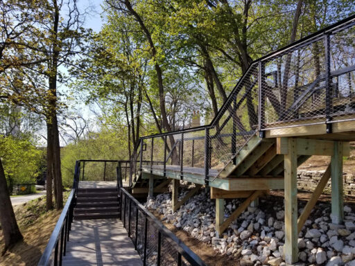 winnetka-bluff-xtend-cable-mesh-carl-stahl-decorcable-railings
