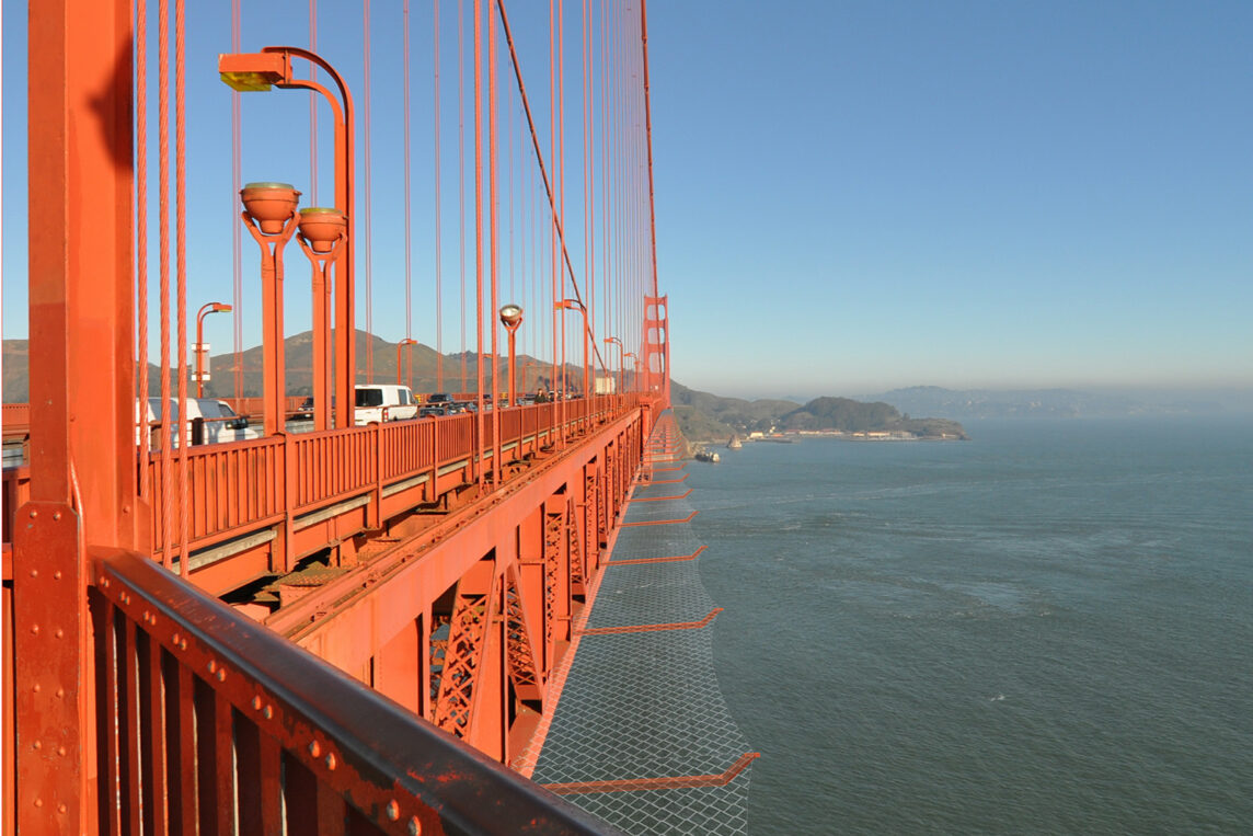 golden-gate-bridge-suicide-deterrent-rendering-looking-north